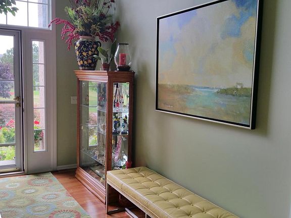 3rd image of 6980 Crystal View Dr SE