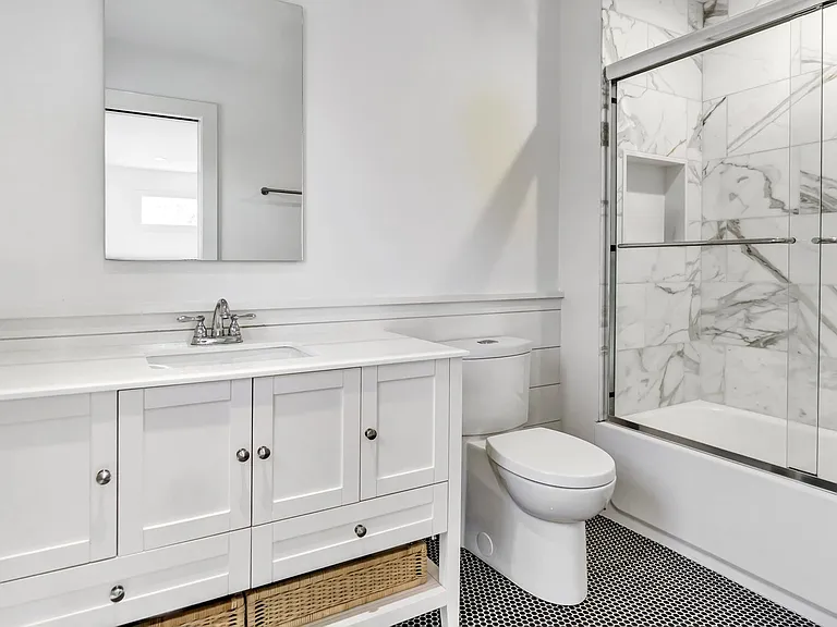 66 Crystal Dr — Photo 16