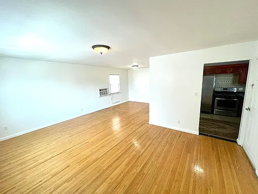 Rented by Luxury Apartments LIC | media 5