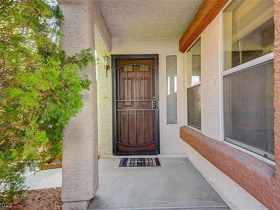 3rd image of 1357 Pacific Terrace Dr