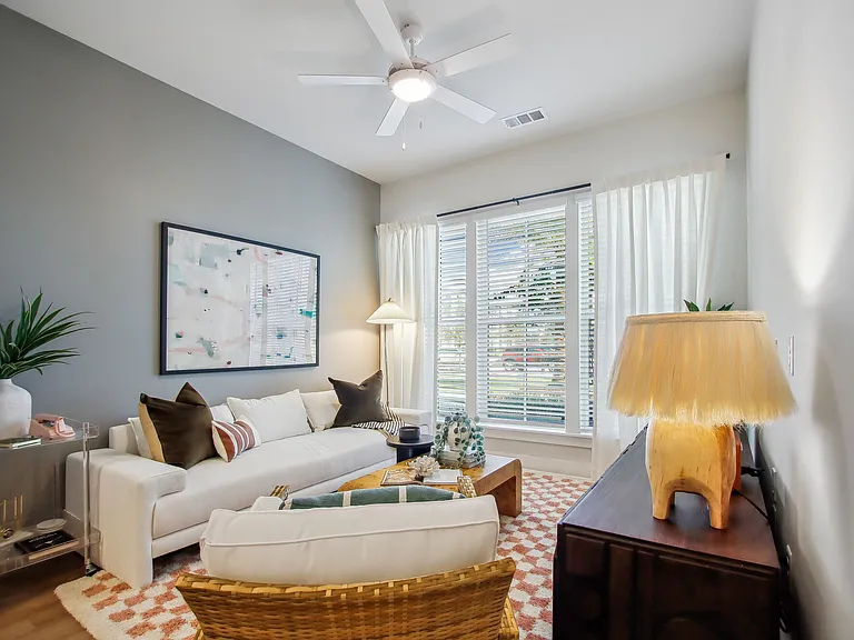 NOVEL Parkway by Crescent Communities — Photo 6