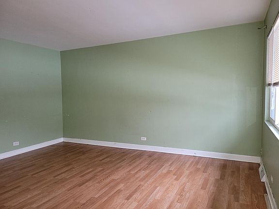 3rd image of 1435 Hervey Ave APT C