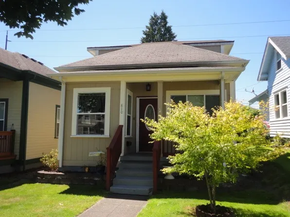 810 S Sheridan Ave, Tacoma, WA 98405