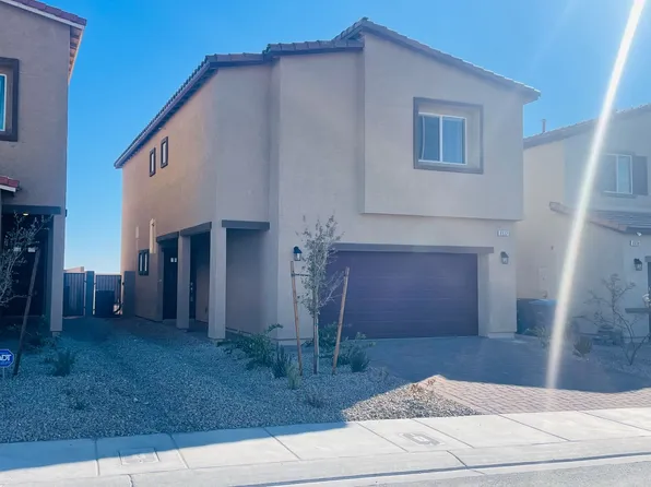 8932 Pelican Point St, Las Vegas, NV 89178
