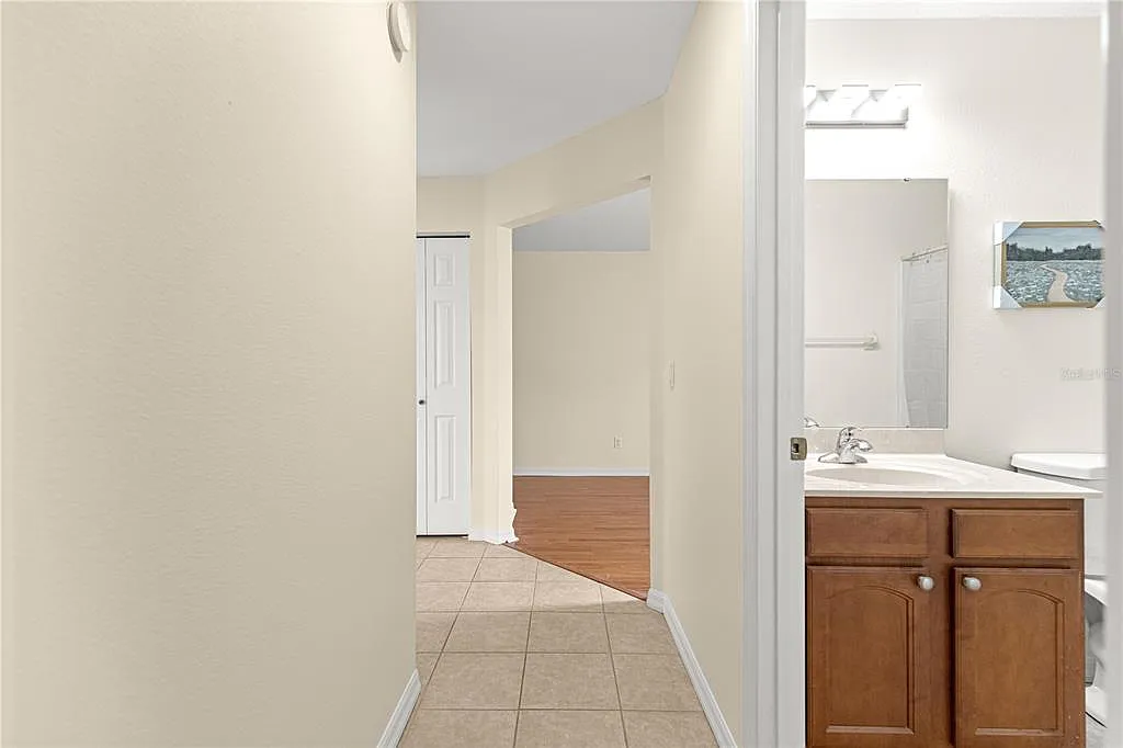 2 bed, 2.0 bath, 1399 sqft, $1,750 — Photo 4