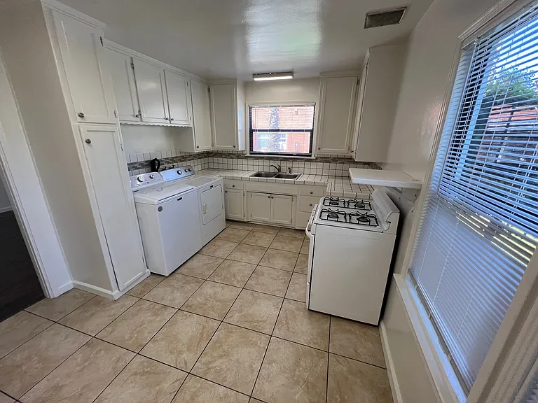 5515 Kinston Ave #5515 — Photo 20