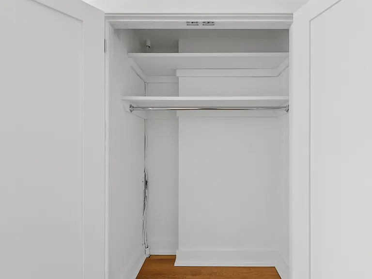 330 W 58th St #16K — Photo 6