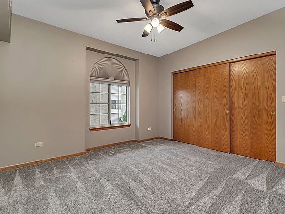 4th image of 2883 Heritage Dr APT 3A