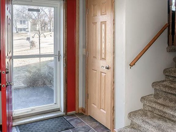 2nd image of 13013 Boyd Cir