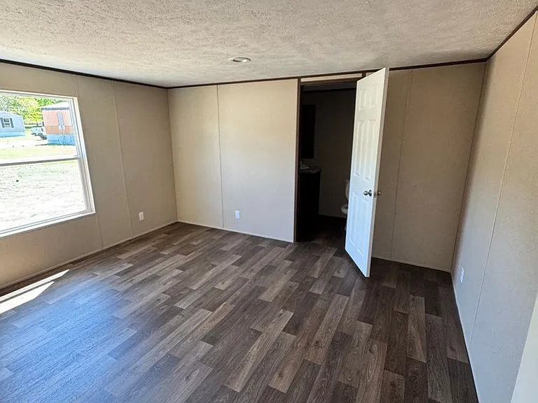 1237J Longbranch Rd — Photo 9