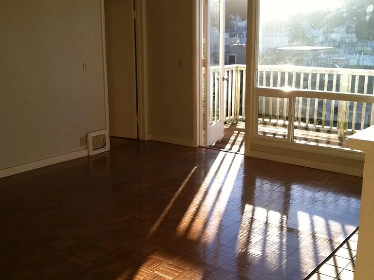 1121 Clayton St #LOWER — Photo 2