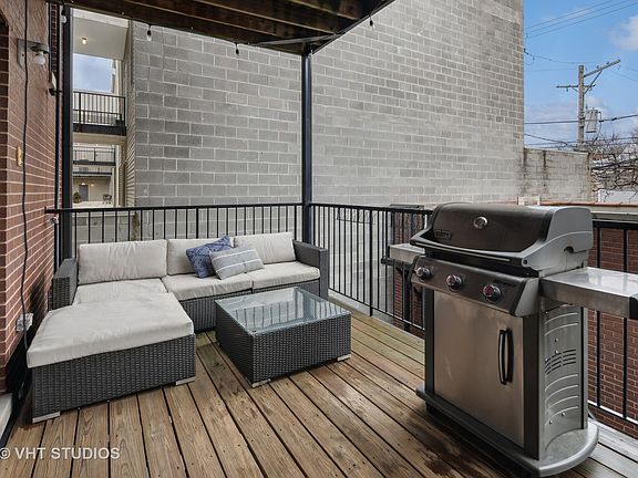 2nd image of 4124 N Lincoln Ave Unit 2