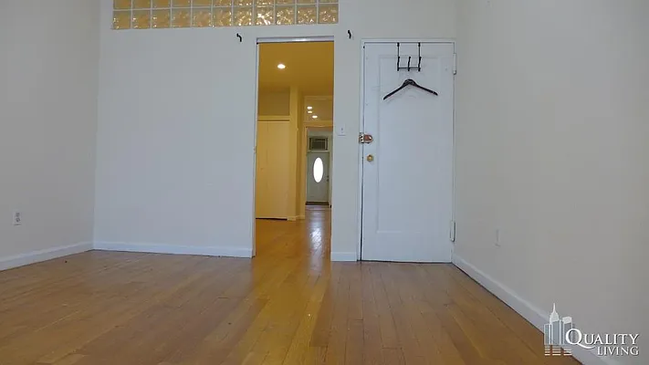 Rented by (Legacy) NY Quality Living Uptown | media 7