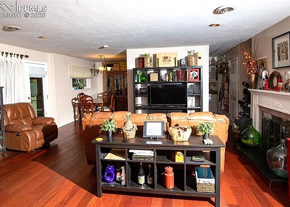 5th image of 6560 Delmonico Dr APT 101
