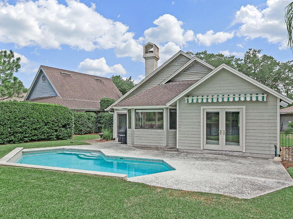 1st image of 38 Northgate Dr