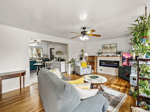 5th image of 1109 Mass St