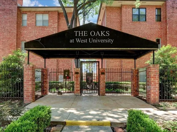 4041 Law St APT 512, Houston, TX 77005
