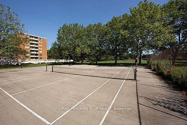 33 Leaside Dr #203 — Photo 17