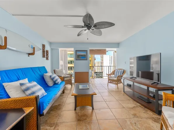 2575 Kuhio Ave APT 1401, Honolulu, HI 96815