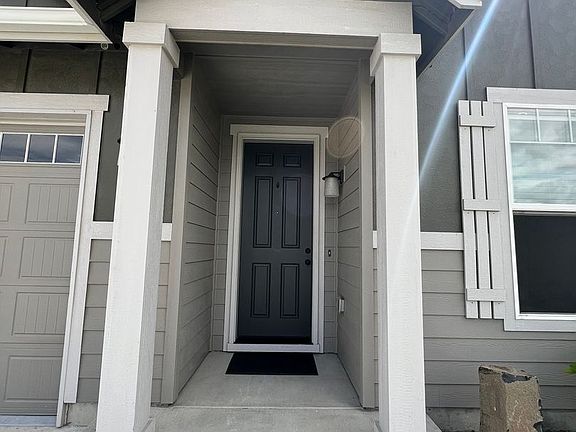 3rd image of 4723 W Cottontail St
