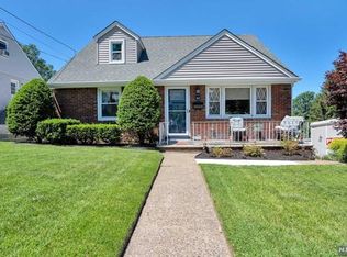 511 Macarthur Ave, Garfield, NJ 07026