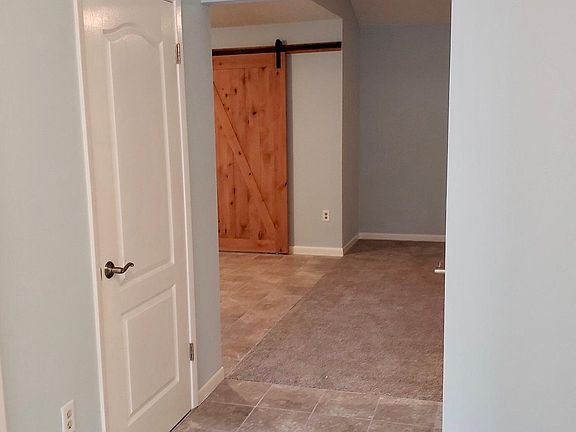 5th image of 1000 Bay Dr APT 521