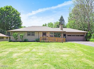 575 Fineview Ave, Kalamazoo, MI 49004