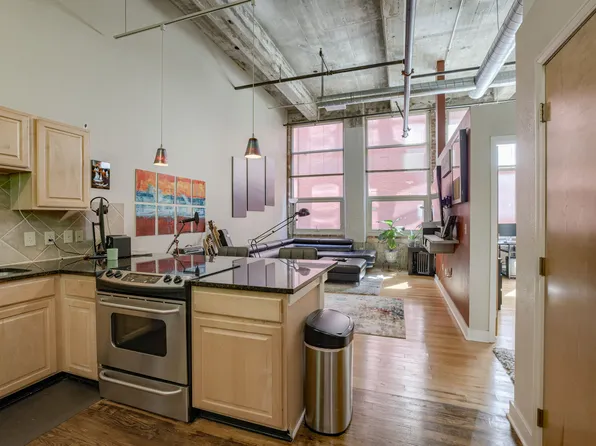 321 W 7th St APT 208, Kansas City, MO 64105