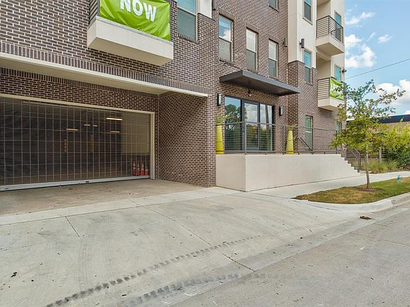 2nd image of 2712 Wingate St #200