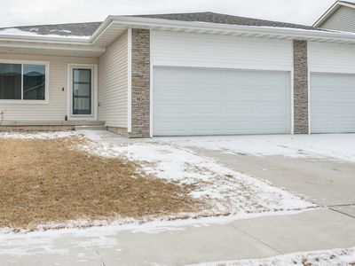9836 NW 82nd Ave, Johnston, IA, 50131