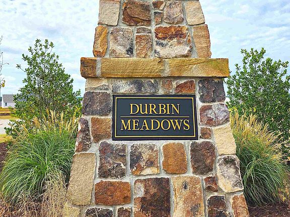 3rd image of 533 Gammon Ln