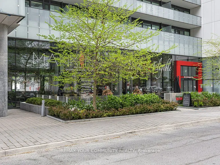 185 Roehampton Ave #1312 — Photo 30