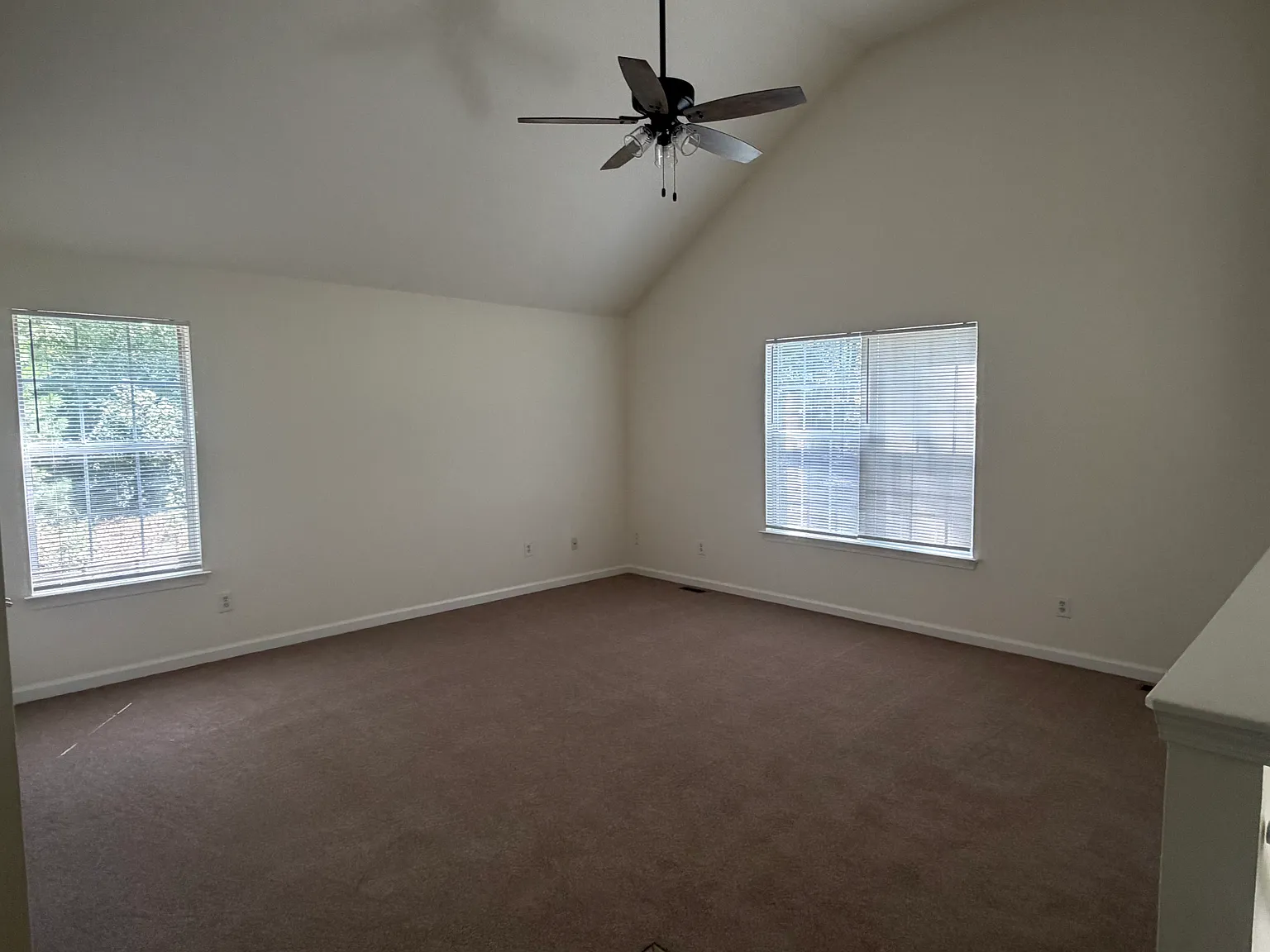 3 bed, 1750 sqft, $1,950 — Photo 3