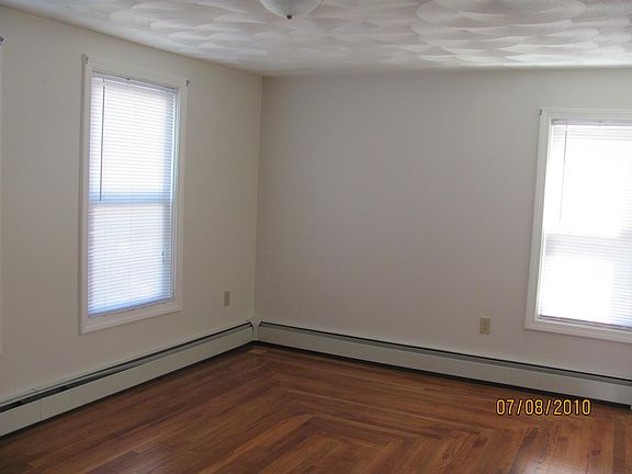 4th image of 2672 Pawtucket Ave #2