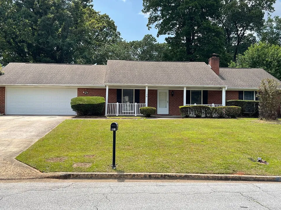 1150 Redan Trl
