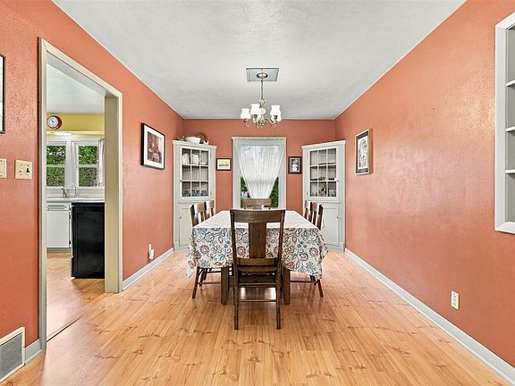 4th image of 3296 V Ave