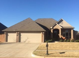 15305 Misty Park Dr, Edmond, OK 73013