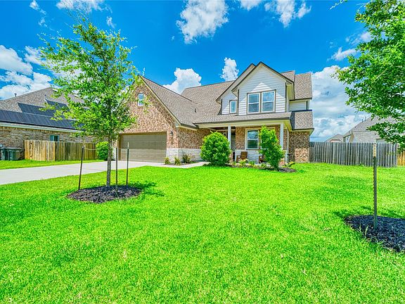 5th image of 13510 Fallbrook Cir