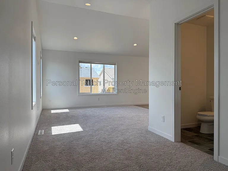 6767 32nd St S — Photo 3