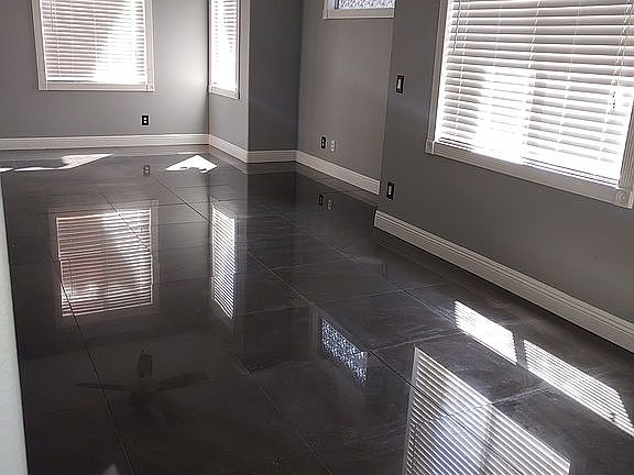 3rd image of 7209 Rolling Shore Ct