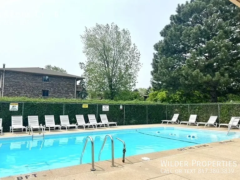 8 Echo Ct #6 — Photo 16