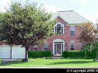 3105 Harrison Hollow Ln, Herndon, VA 20171