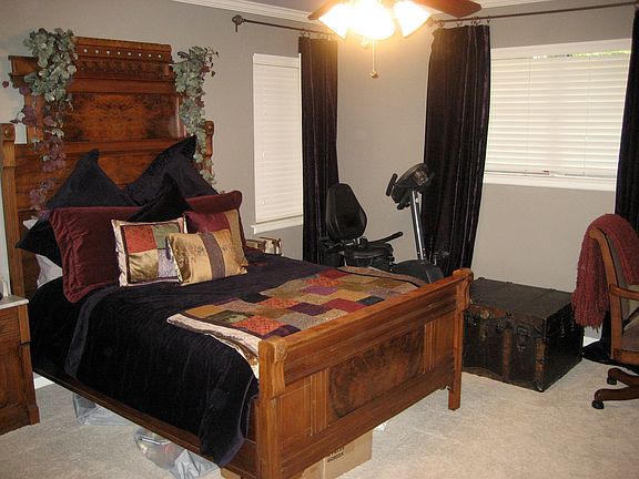 2nd Bedroom