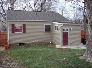 1147 S Greenwood Ave, Green Bay, WI 54304