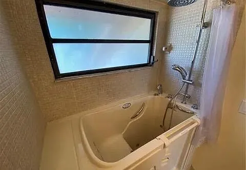 8321 SW 39th Ct — Photo 56