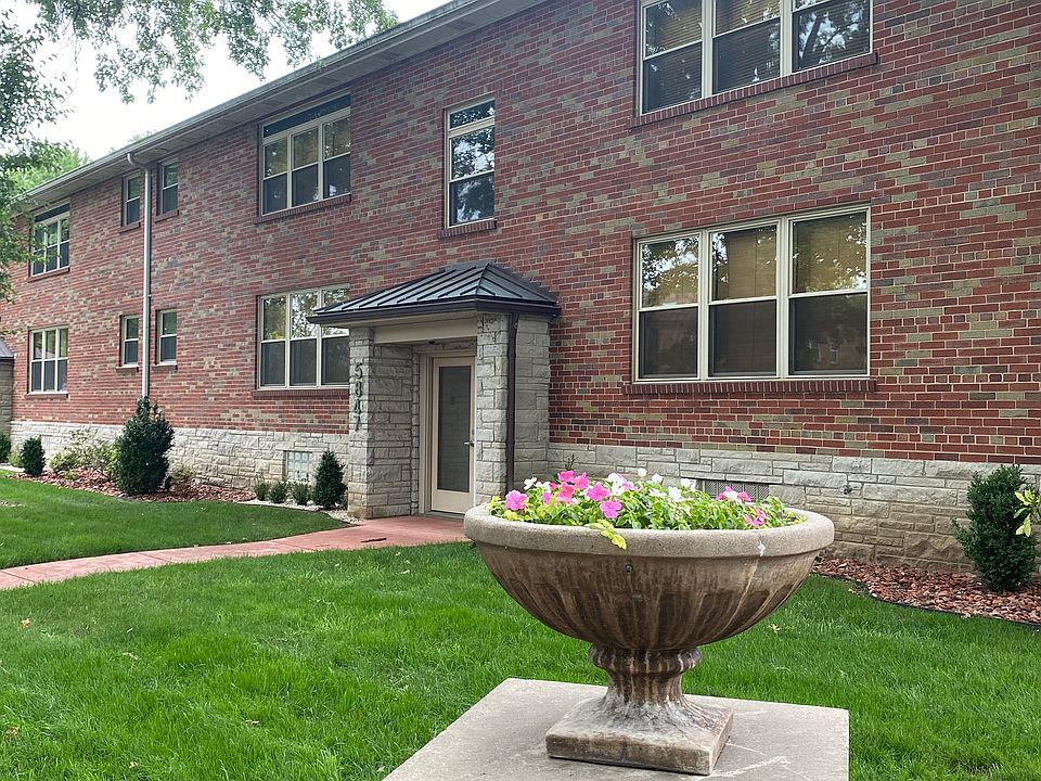 1st image of 5847 Sunshine Dr APT 1W