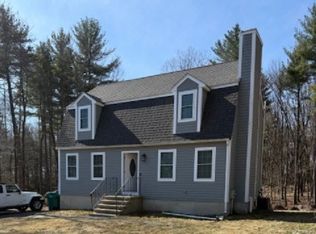 45 Mulberry Cir, Ayer, MA 01432