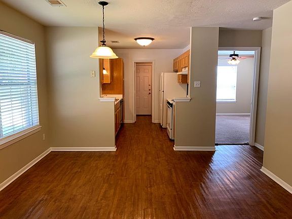 3rd image of 2526 Ashford West Dr