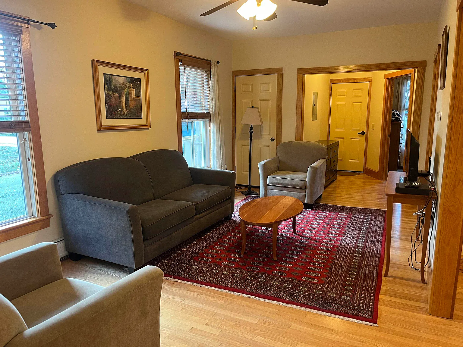 2 bed, 1350 sqft, $2,175 — Photo 2