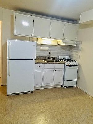 3rd image of 23-22 130th St #3